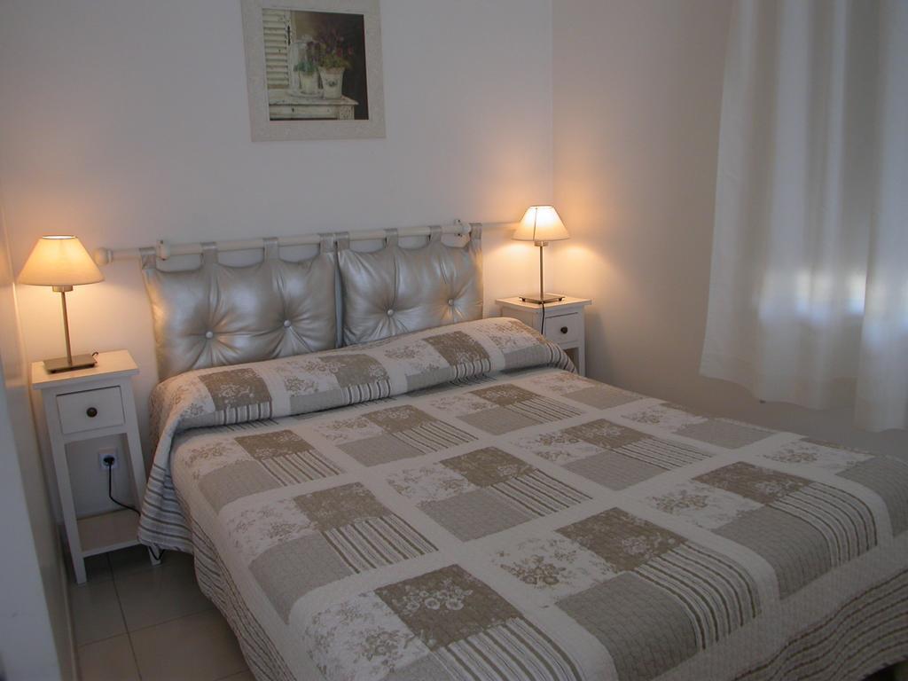 Apartments La Madeleine Avignon Room photo